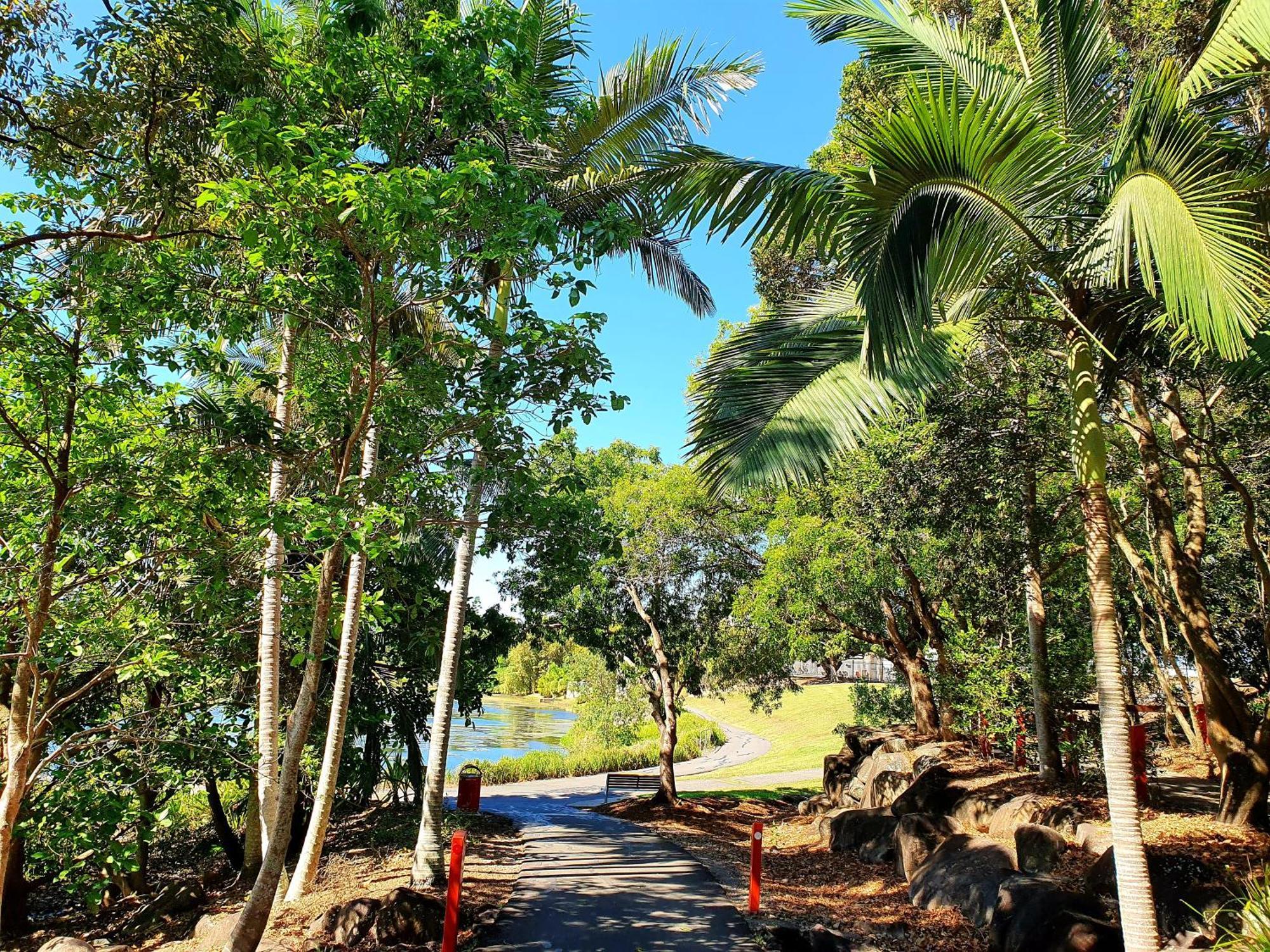 Aparthotel Riviera Mackay Esterno foto