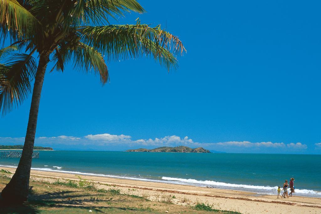 Aparthotel Riviera Mackay Esterno foto