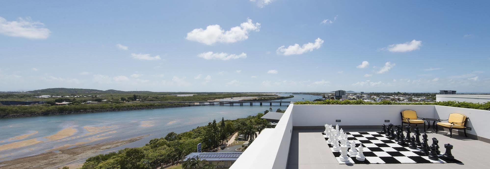 Aparthotel Riviera Mackay Esterno foto